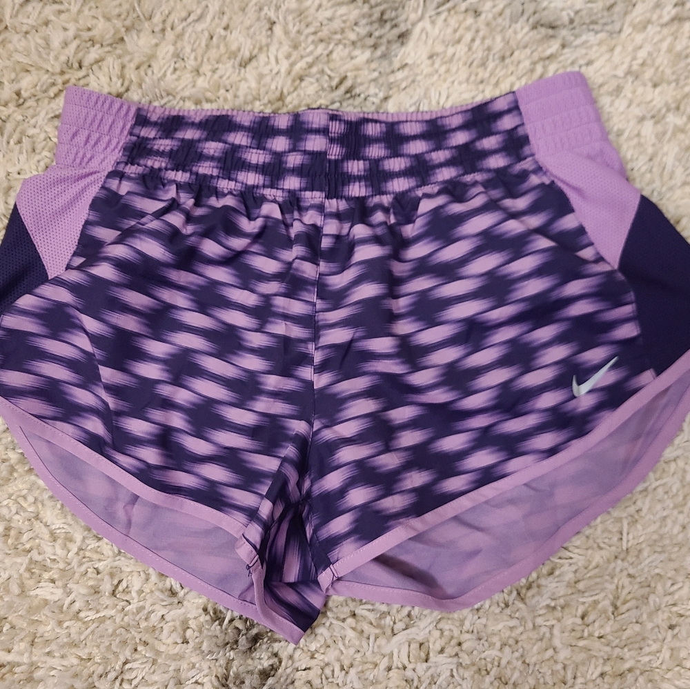 Nike women's running shorts